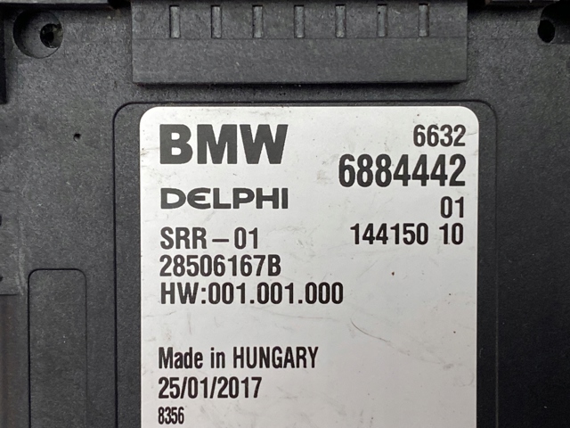 6884442 BMW 