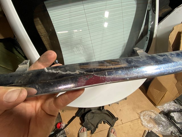 Купити 101741400D Tesla Рамка решітки переднього бампера