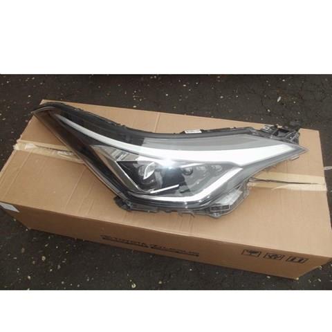 Купити 81130F4250 Toyota Права блок фара