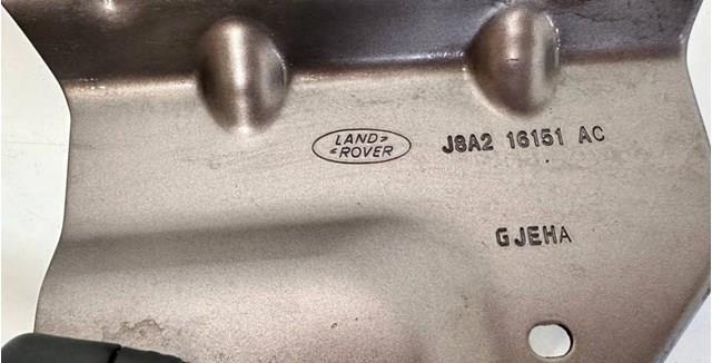 Шарнір капота лівий Land Rover LR111645