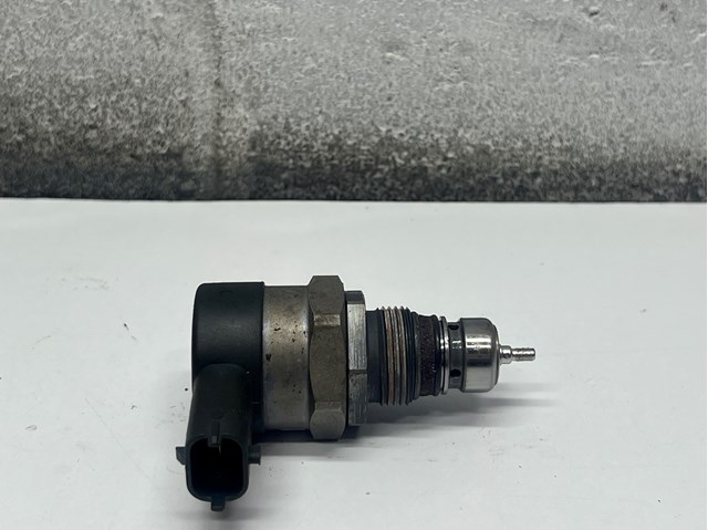 815539 General Motors Регулятор тиску палива
