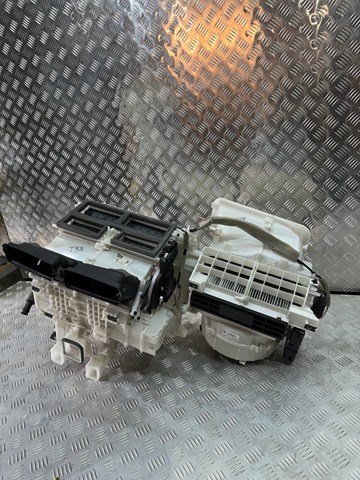 Купити 271106RC1A Nissan/Infiniti Корпус печі в зборі