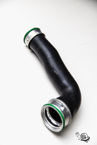 Шланг/патрубок интеркуллера Polcar 9575PT2 ціна, від 15.62 USD