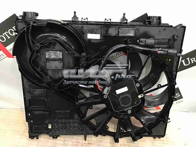 Купити LR048175 Land Rover Дифузор радіатора охолодження, в зборі з двигуном і крильчаткою
