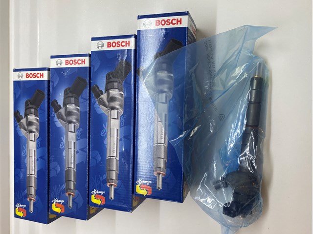 Купити 0986435167 Bosch Форсунка дизельна в зборі, розпилювач + тримач