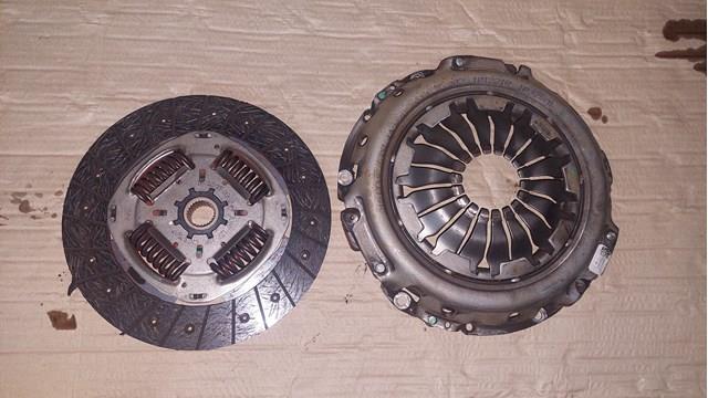 Корзина диска зчеплення Renault (RVI) 302101221R