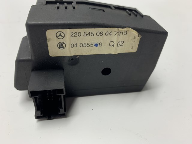 Купити A2205450604 Mercedes 