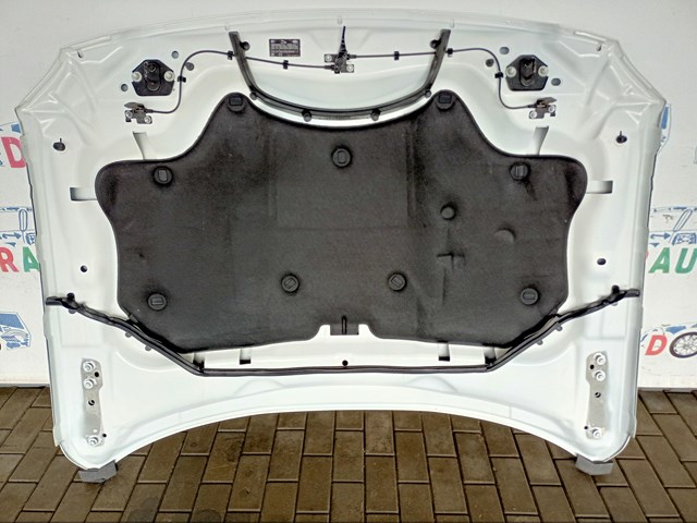 Капот Jaguar T2H4135 ціна, від 633.33 USD