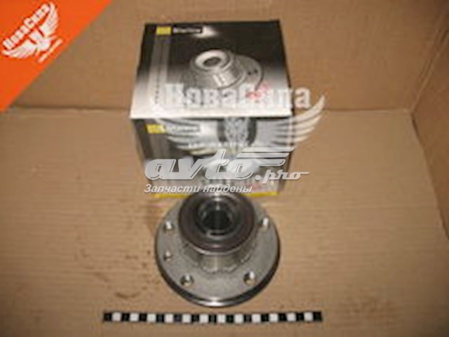 Маточина переднього колеса Starline SLO23646