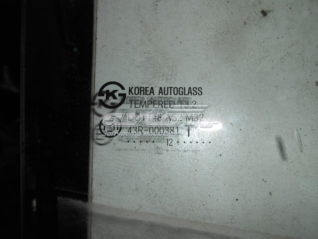 834211R210 Hyundai/Kia Скло задньої двері правої
