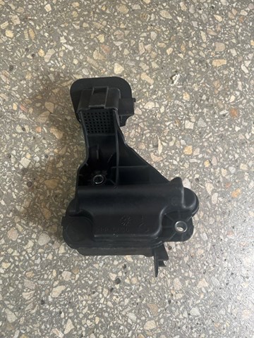 Купити 9805069780 Peugeot/Citroen Бачок/демпфер вакуумної системи двигуна