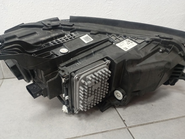 A1679066908 Mercedes 