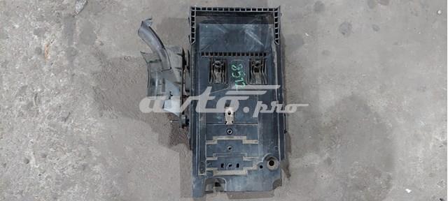 DG9310723A Ford 