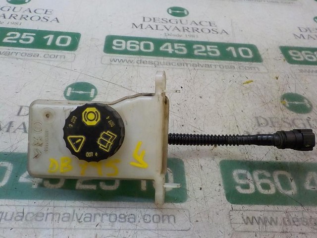 9807651580 Peugeot/Citroen Бачок головного гальмівного циліндру