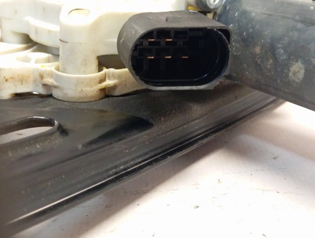 7166379E BMW 