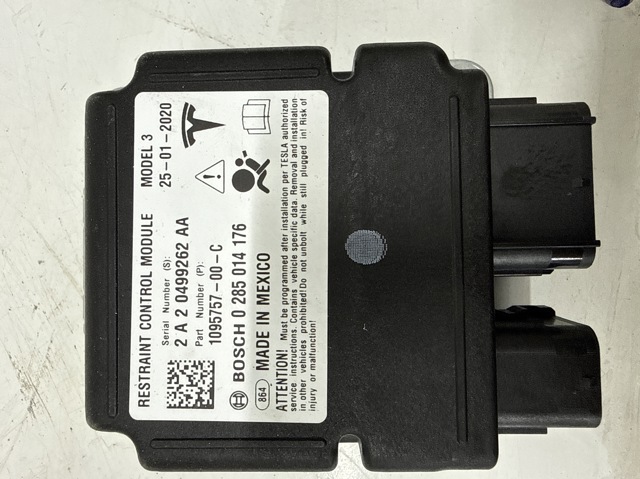  109575700C Tesla
