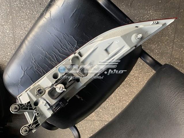 Задня ліва зовнішня фара Jaguar T2H1083 ціна, від 350.62 USD