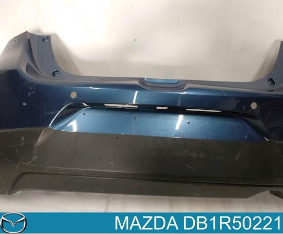 DB1R50221 Mazda Буфер (бампер) задній