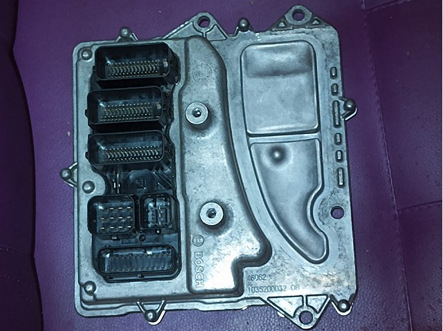 Купити 12147632115 BMW Модуль управління двигуном