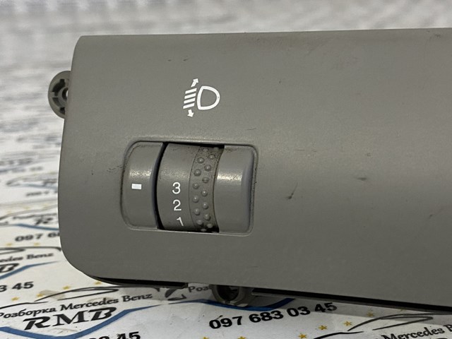  Hyundai/Kia 933001H030ED ціна, від 12.35 USD