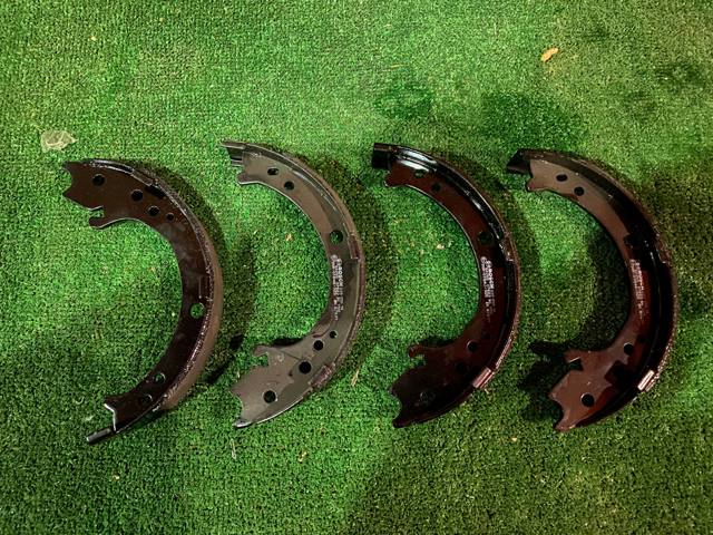 Колодки ручника 986487765 Bosch