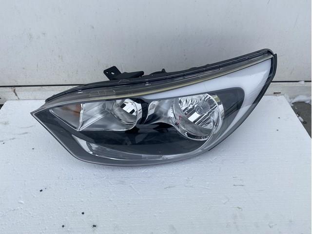 Фари Hyundai/Kia 921011WXXX ціна, від 126.66 USD