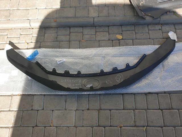 Накладка бампера переднього, центральна 5211147901 Toyota