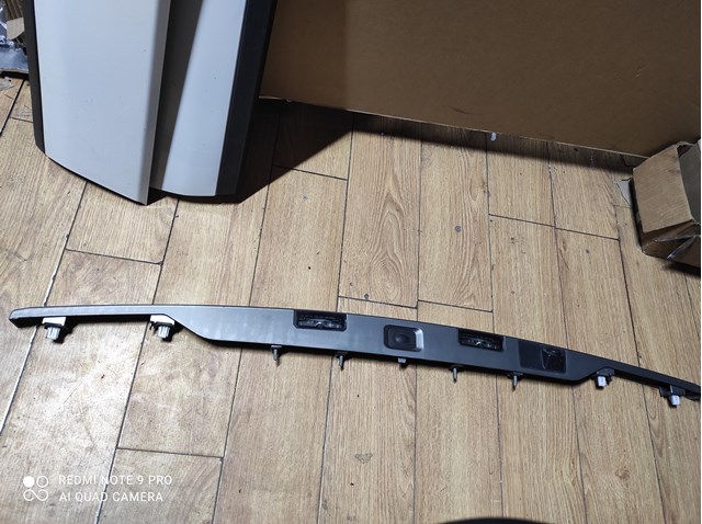  Land Rover BJ3240406