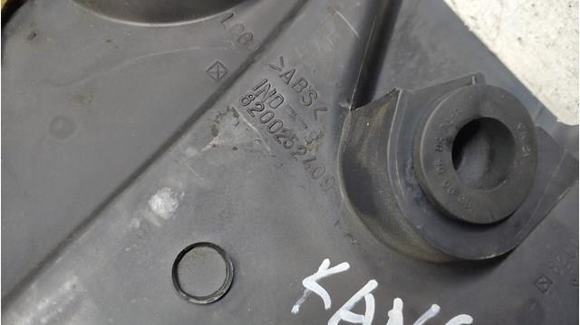 Купити 8200791916 Renault (RVI) Кришка двигуна декоративна