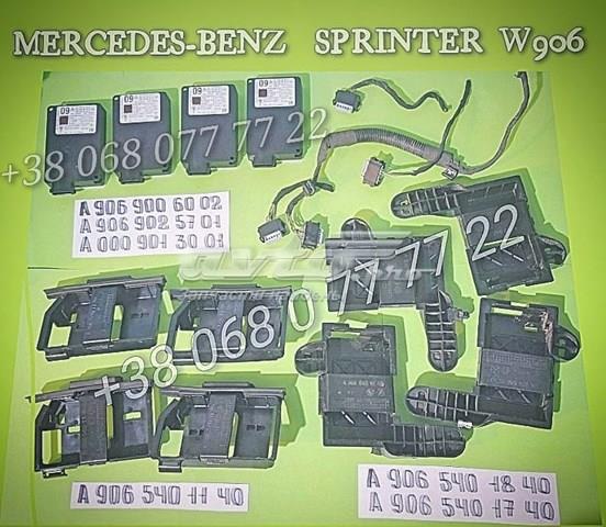 Датчик контролю мертвої зони, задній Mercedes A9069006002 ціна, від 152.34 USD