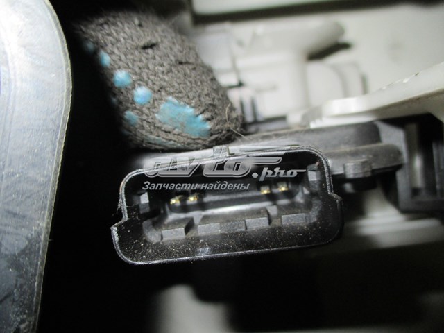 81320A7021 Hyundai/Kia Замок двері правої передньої