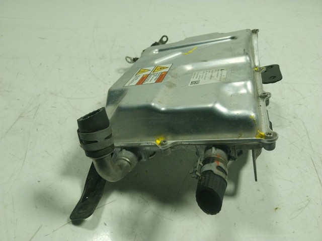 102866500E Tesla 