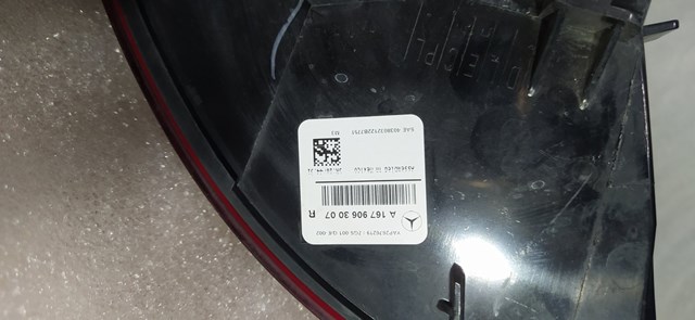 Ліхтар задній правий, зовнішній A1679063007 Mercedes