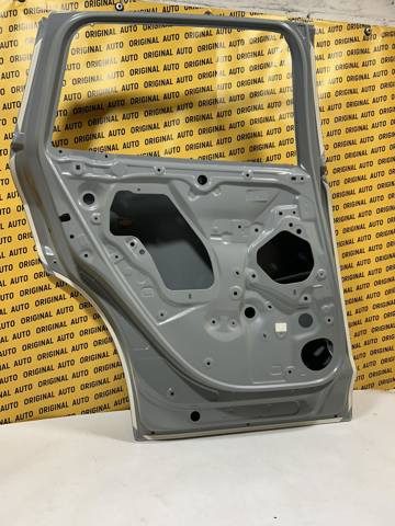 VAY07302XB Mazda Двері пасажирськи задні ліві