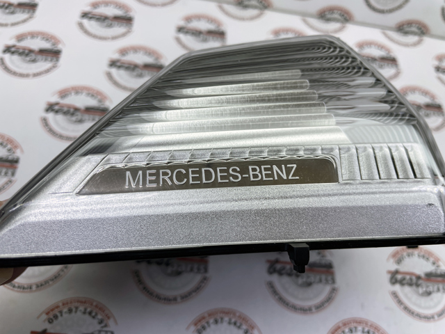  Mercedes A4639067000