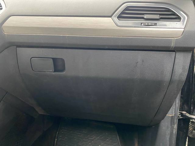 Ящик для рукавичок (бардачок) 5NN857114A82V VAG