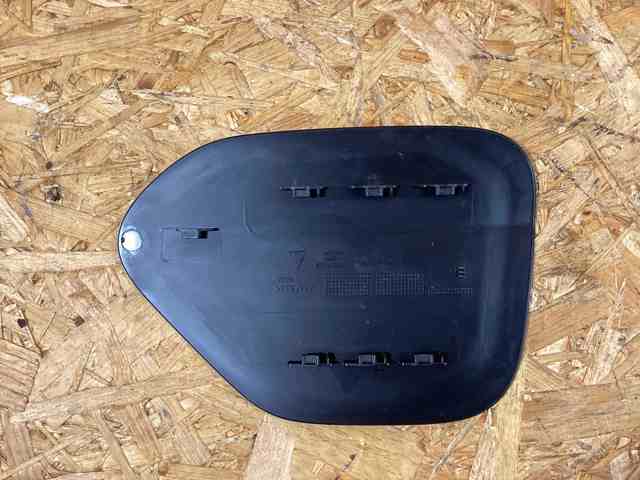 9J1821324 Porsche Дверцята бензобака