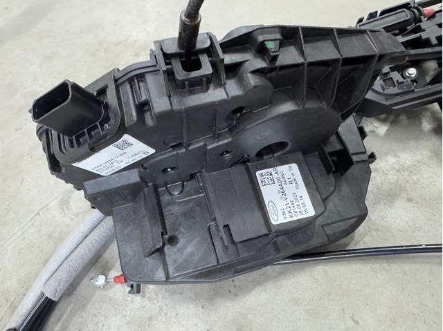Купити 2539739 Ford Замок дверей бічних / зсувних