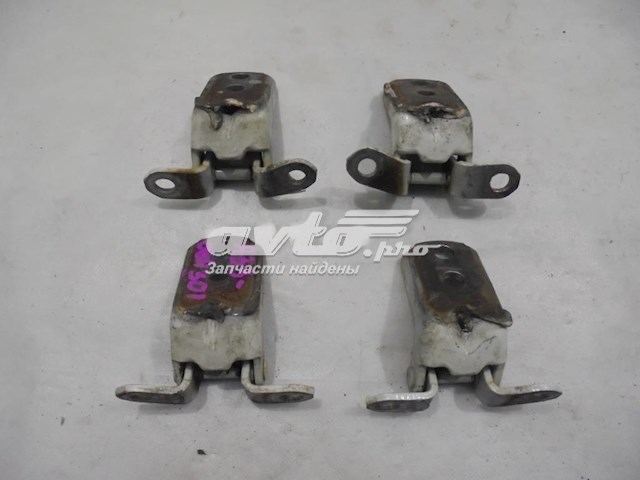  Nissan/Infiniti 824213J100 ціна, від 42.62 USD