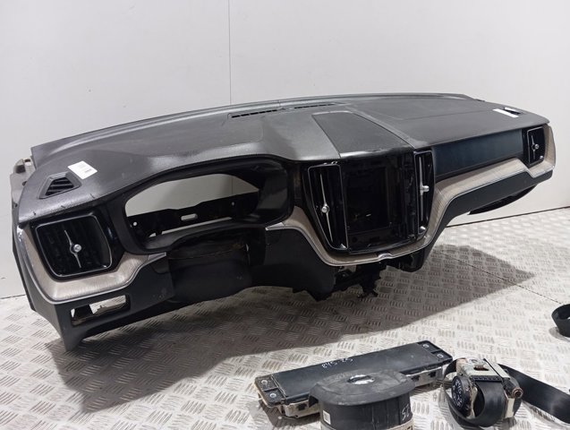 Подушка Айрбег водія захисту колін Volvo 31351334