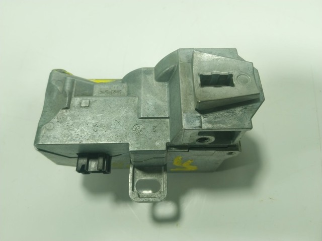  Land Rover LR040109