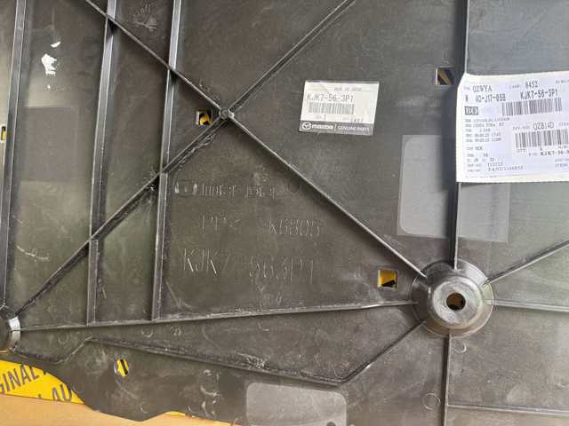  Mazda KJK7563P1 ціна, від 137.20 USD