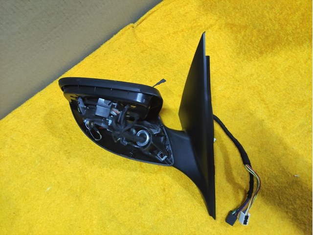 Купити A2058100400 Mercedes Дзеркало праве