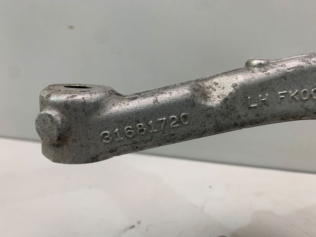 31681720 Volvo Вилка нижня амортизатора переднього, ліва