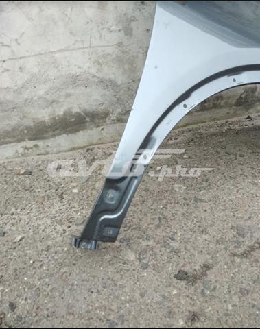 Купити 42334478 General Motors Крила