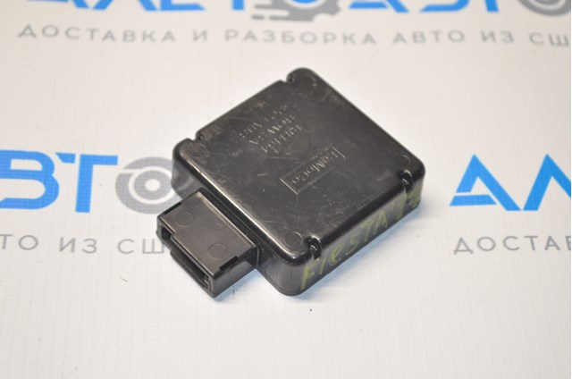 Антена GPS Ford DE8T19H463DC ціна, від 12.37 USD