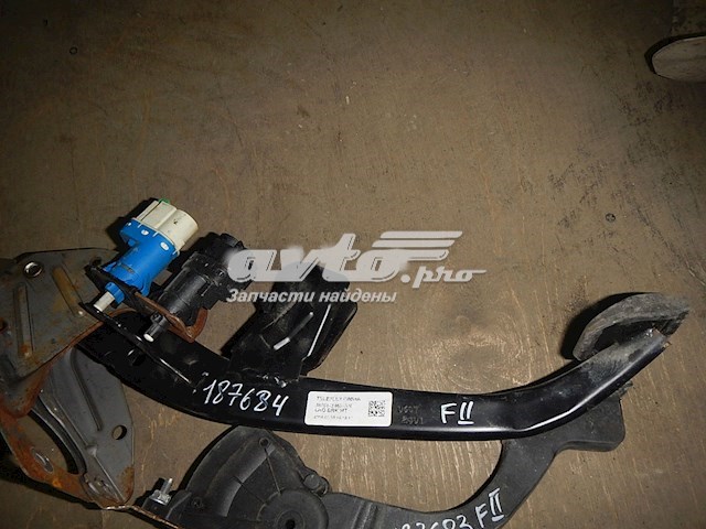  Ford 4M512467AN