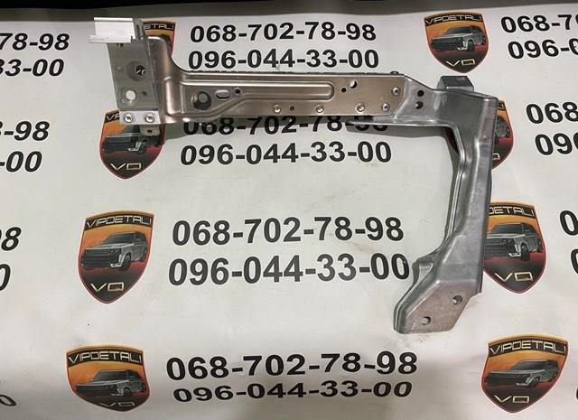 LR091687 Land Rover Супорт радіатора правий/монтажна панель кріплення фар