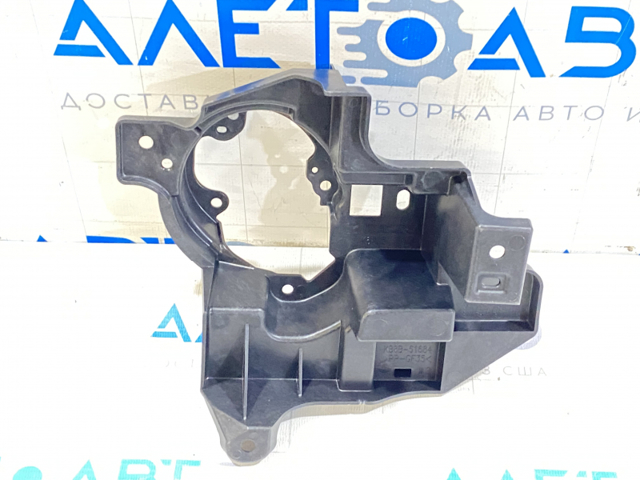 Кронштейн кріплення протитуманною фари, правої KB8B51684 Mazda