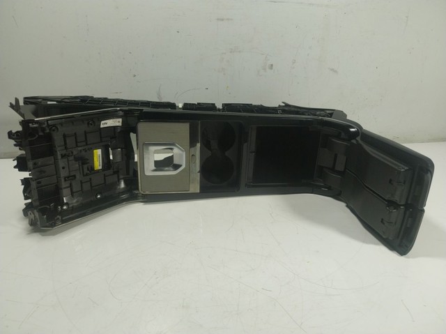 LR131181 Land Rover Консоль центральна панелі керування